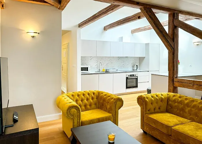 Boutique Le Theatre Apartment *