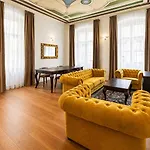 Boutique Le Théâtre Apartamento *