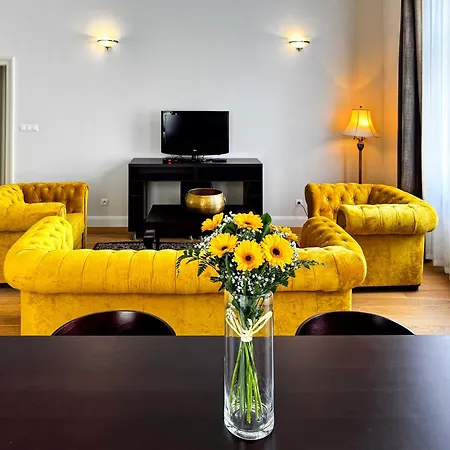 Boutique Le Theatre Apartment