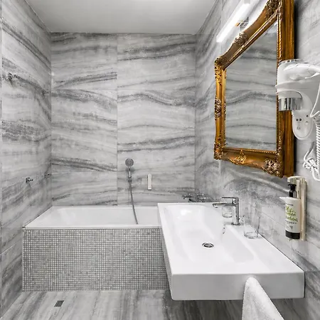 Boutique Le Theatre Apartmán *