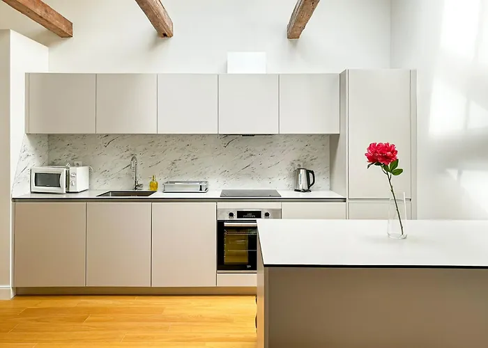 Boutique Le Theatre Apartment *