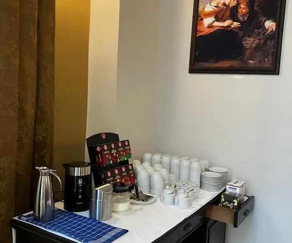 Boutique Le Theatre Apartment *